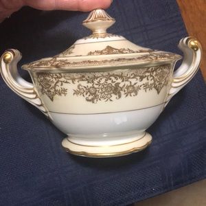 Noritake Gastonia Antique sugar bowl, hand painted.